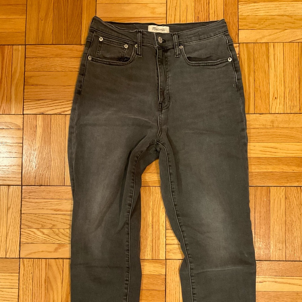 EUC Madewell Mom Jeans in faded black wash